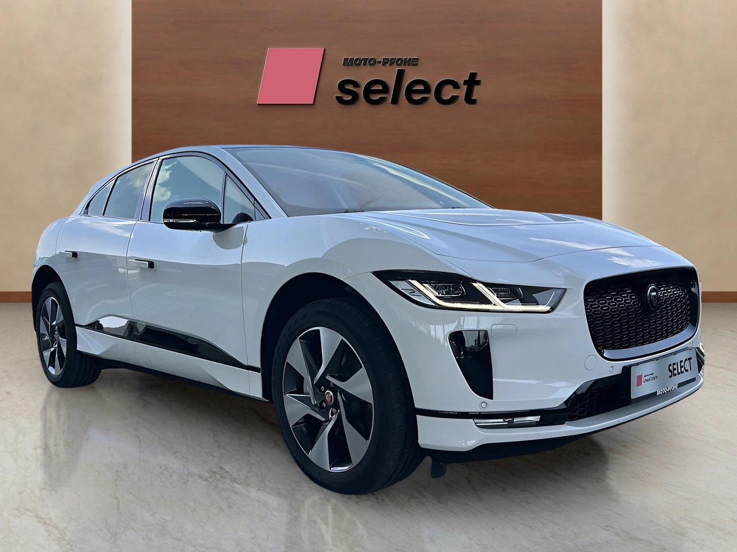 Jaguar I-Pace 90 kWh - изображение 2