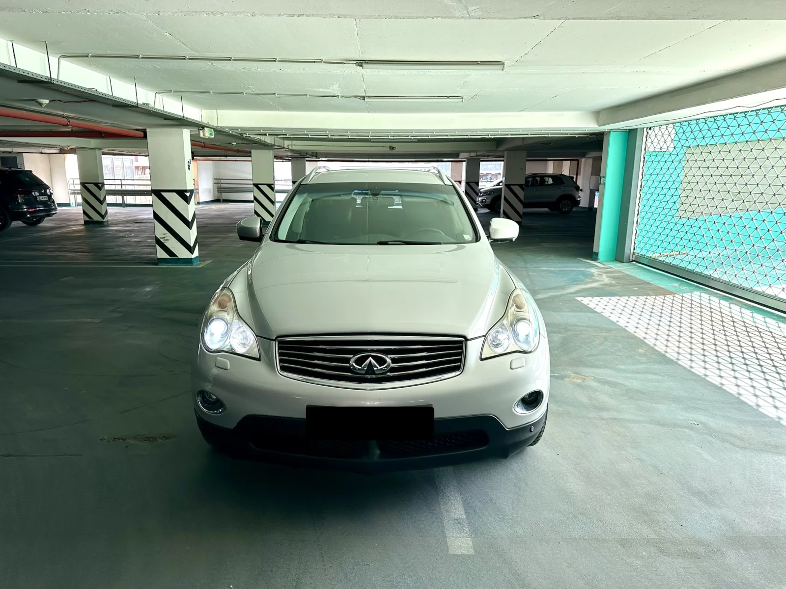 Infiniti Ex37 | BOSE Audio | Kamera 360 | TOP, снимка 2 - Автомобили и джипове - 54311956