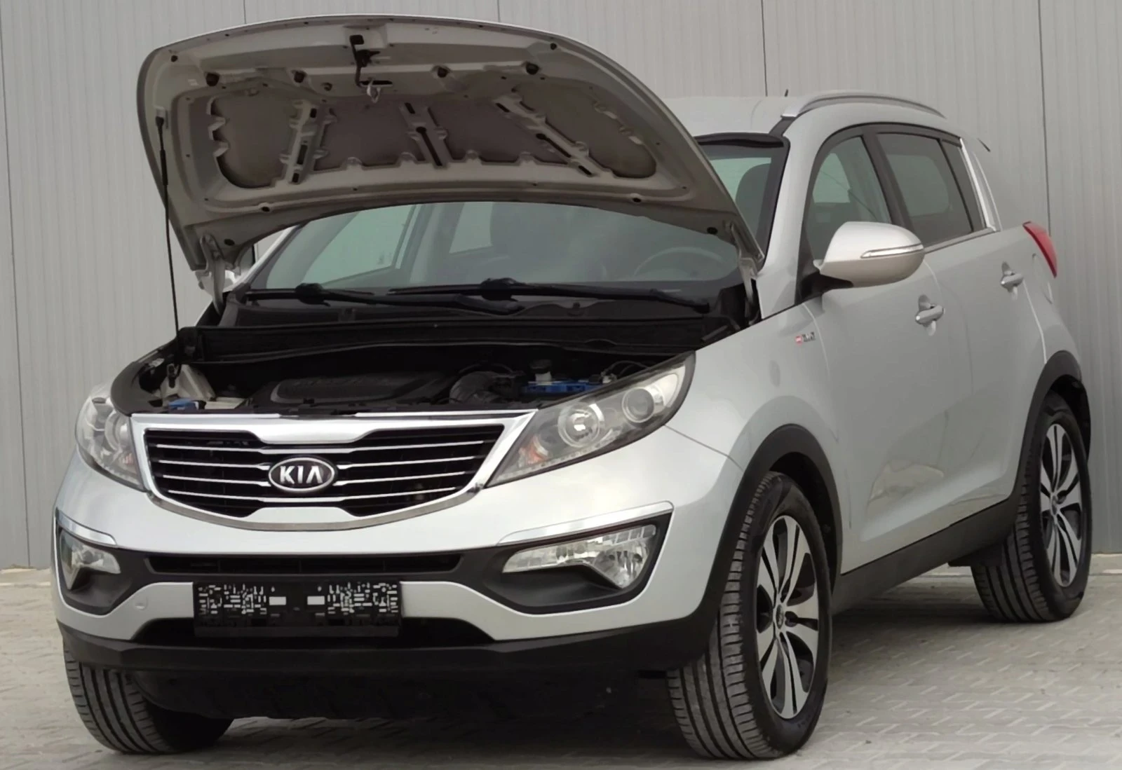 Kia Sportage 2.0CRDI* 136к.с* 4WD* , снимка 16 - Автомобили и джипове - 54478668