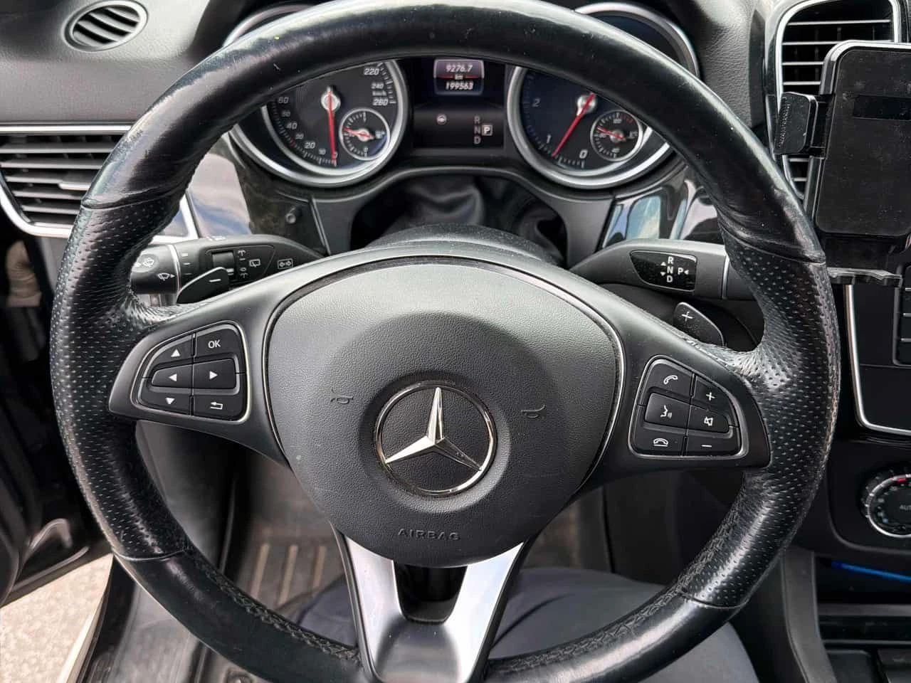 Mercedes-Benz GLE 350 XDRIVE * ДИСТРОНИК* 360 КАМЕРА* ПАНОРАМА* , снимка 12 - Автомобили и джипове - 54577608