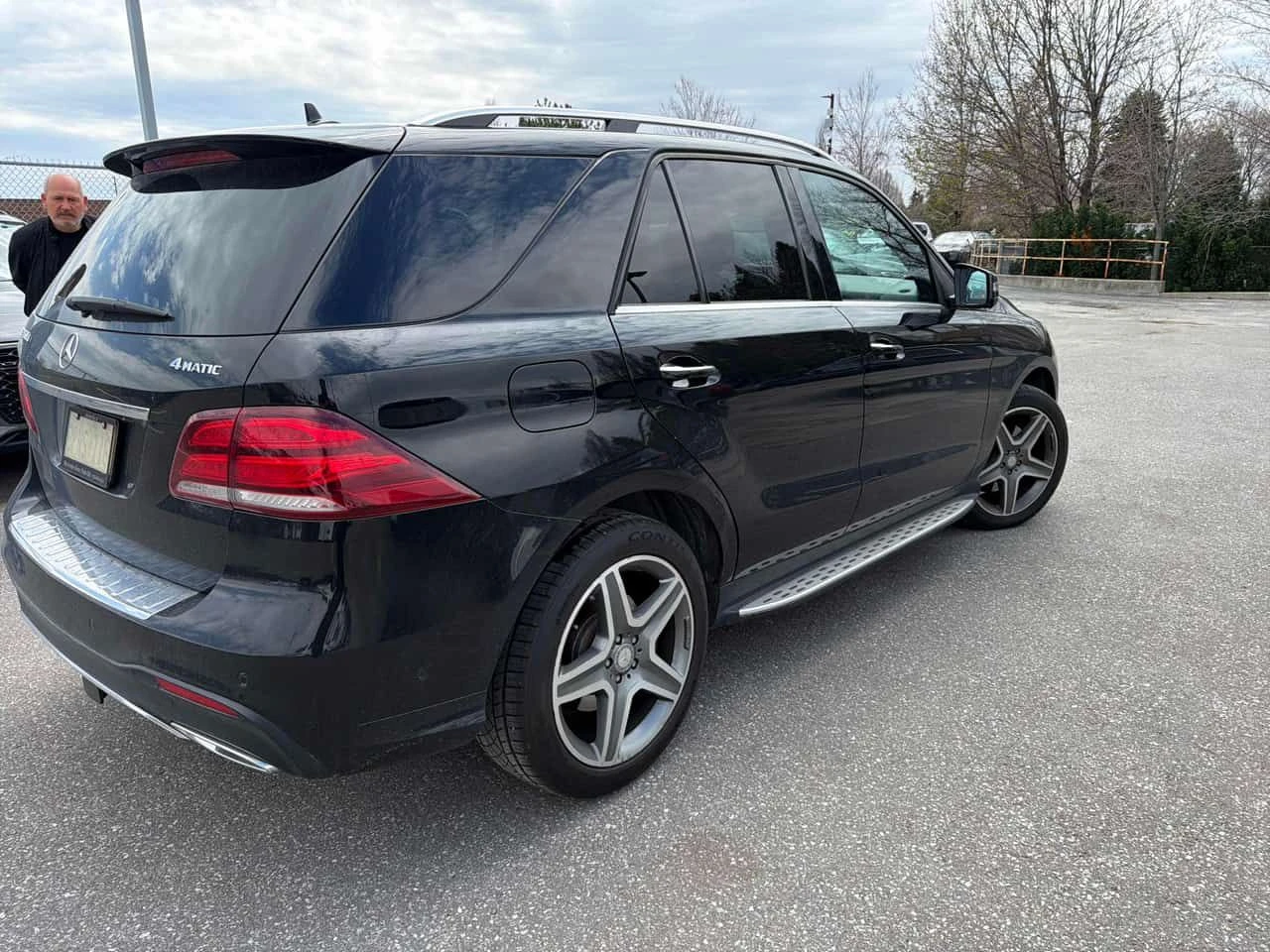Mercedes-Benz GLE 350 XDRIVE * ДИСТРОНИК* 360 КАМЕРА* ПАНОРАМА* , снимка 4 - Автомобили и джипове - 54577608