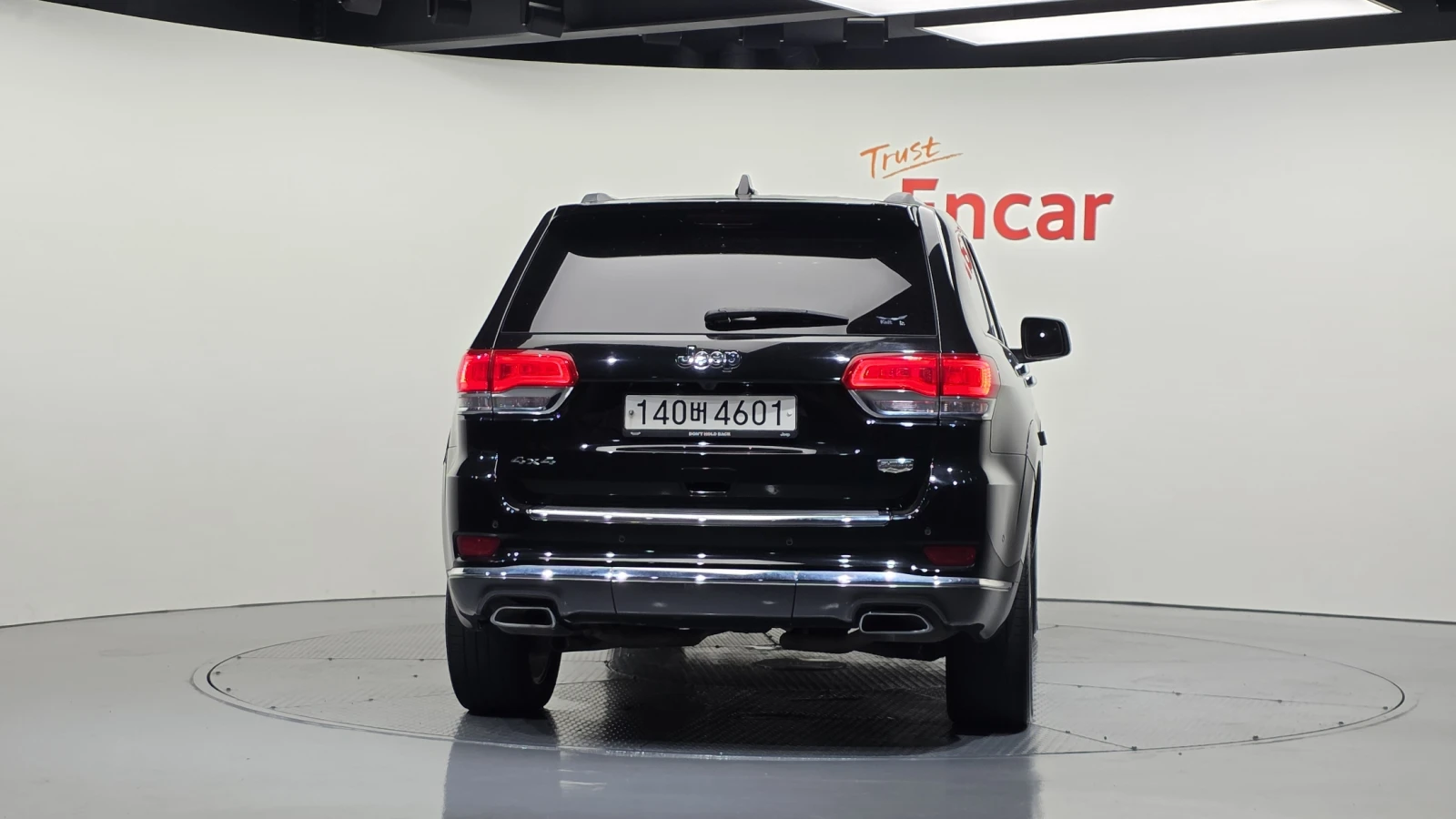 Jeep Grand cherokee 3.6 * SUMMIT* 4X4 FULL, снимка 4 - Автомобили и джипове - 55753118