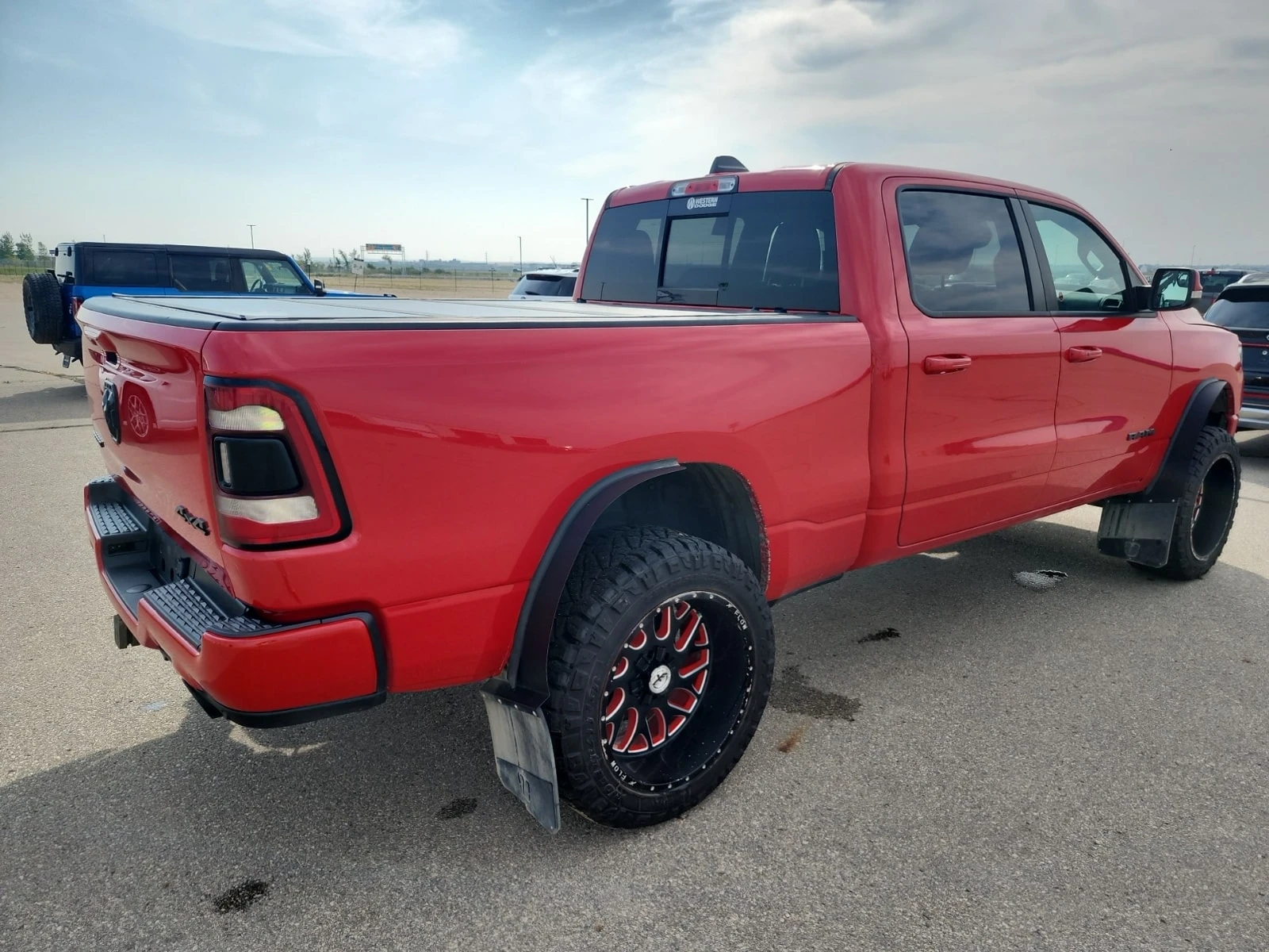 Dodge RAM 1500 * SPORT CREW CAB STD BED , снимка 3 - Автомобили и джипове - 55842716