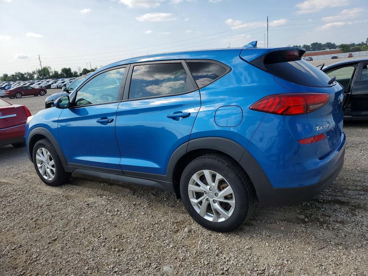 Hyundai Tucson 2.0l Se, снимка 2 - Автомобили и джипове - 55970086