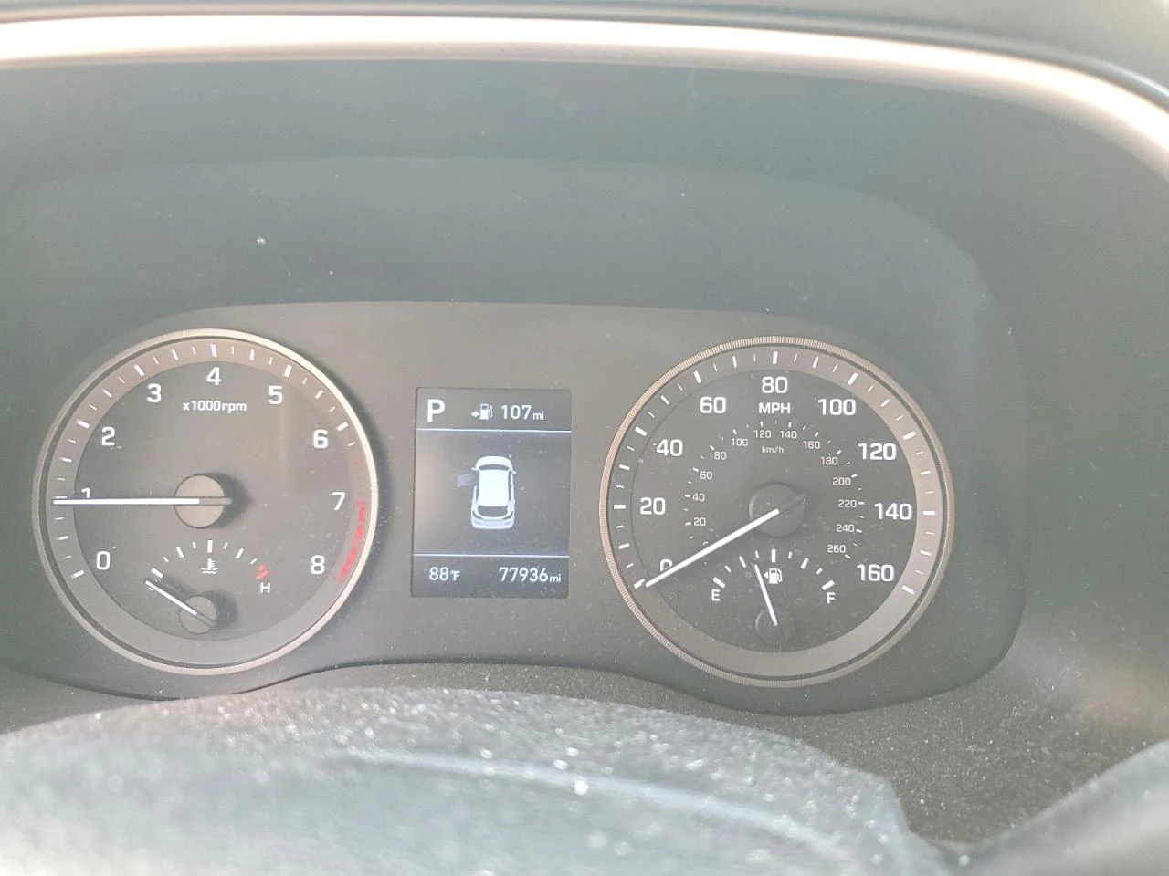 Hyundai Tucson 2.0l Se, снимка 9 - Автомобили и джипове - 55970086