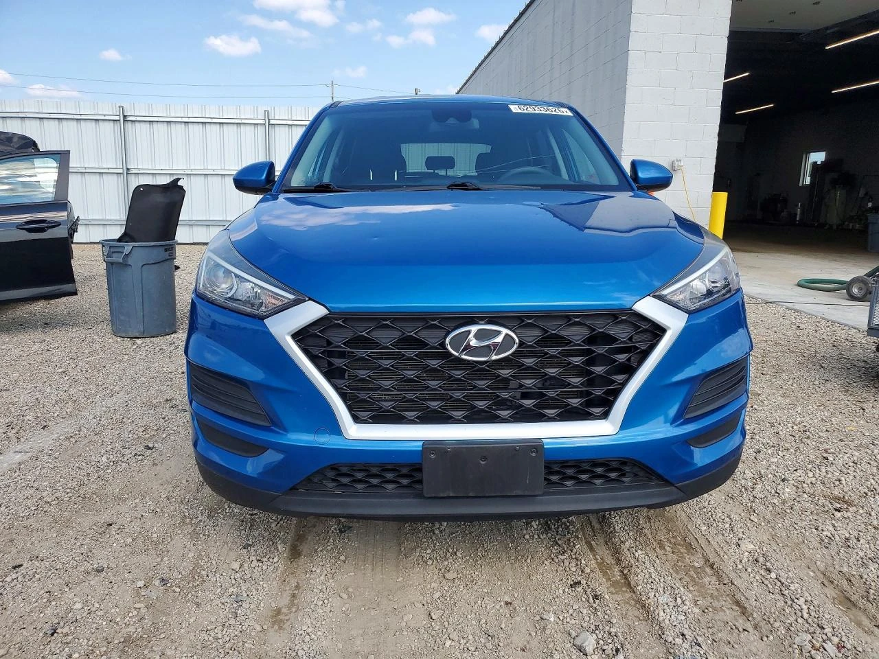 Hyundai Tucson 2.0l Se, снимка 5 - Автомобили и джипове - 55970086