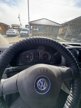 VW Transporter 2.0TDI, снимка 13 - Бусове и автобуси - 47212829