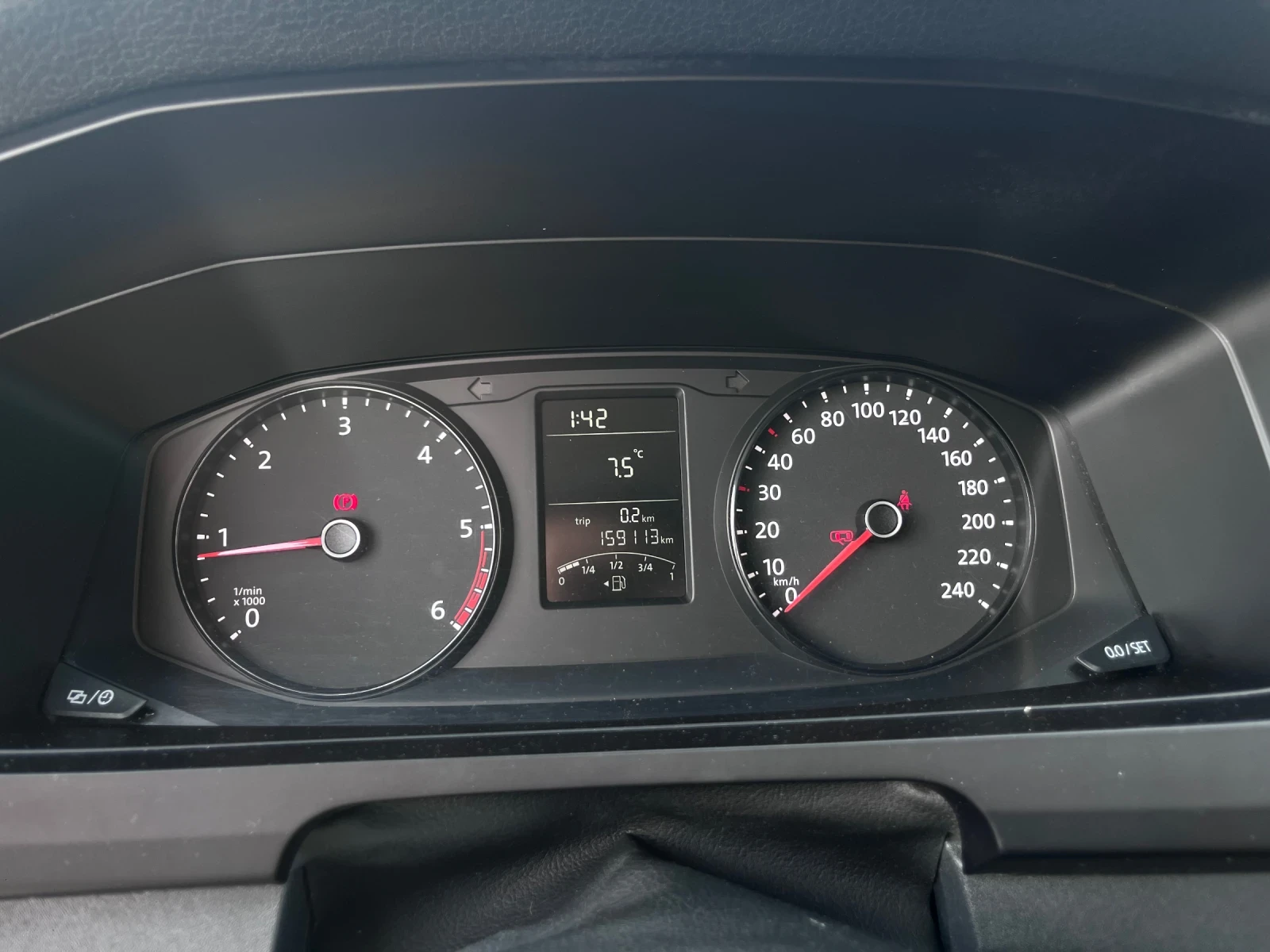 VW Caravelle 2.0TDI 150кс | 160хил км| Теглич | ЛИЗИНГ | , снимка 11 - Бусове и автобуси - 53906573