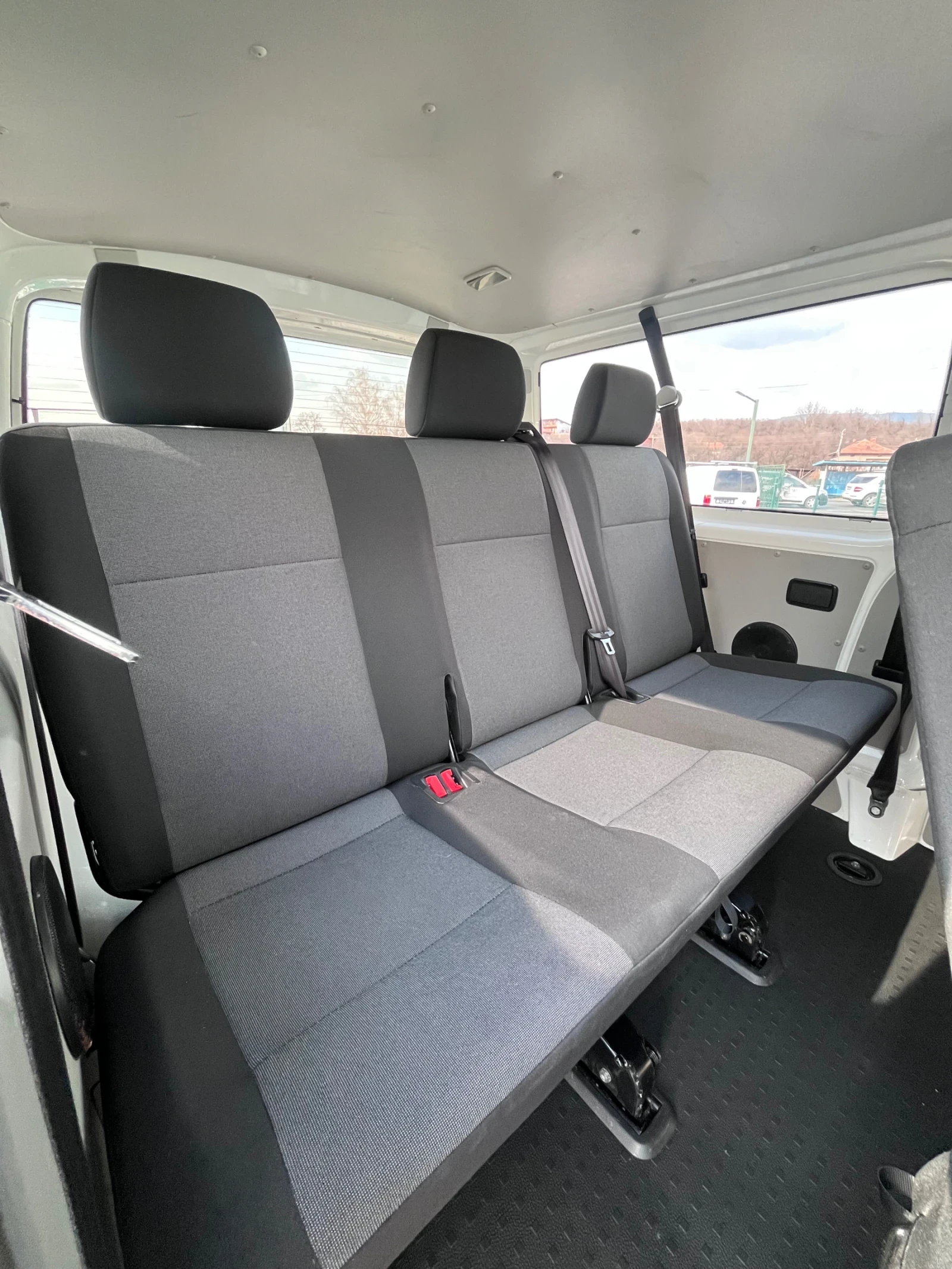 VW Caravelle 2.0TDI 150кс | 160хил км| Теглич | ЛИЗИНГ | , снимка 10 - Бусове и автобуси - 53906573