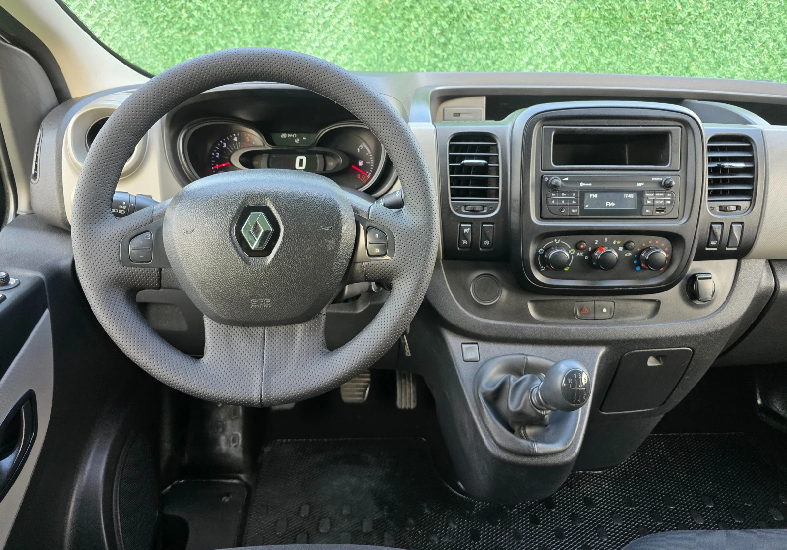 Renault Trafic 1.6dci* N1* 125кс* 6-Места* ТОВАРОПЪТНИЧЕСКИ, снимка 13 - Бусове и автобуси - 55492294