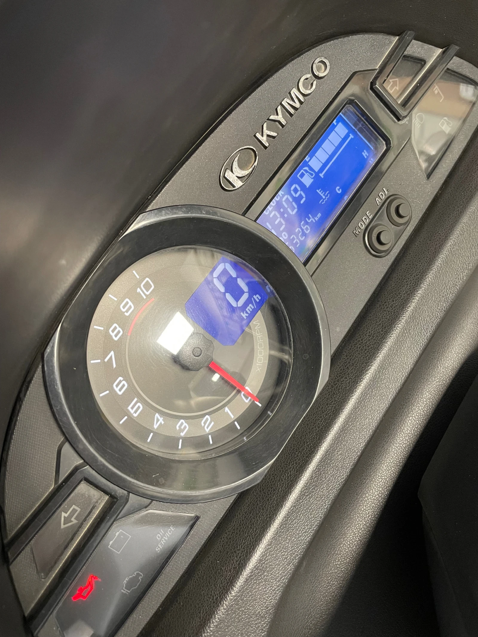 Kymco Xciting 400i - изображение 6