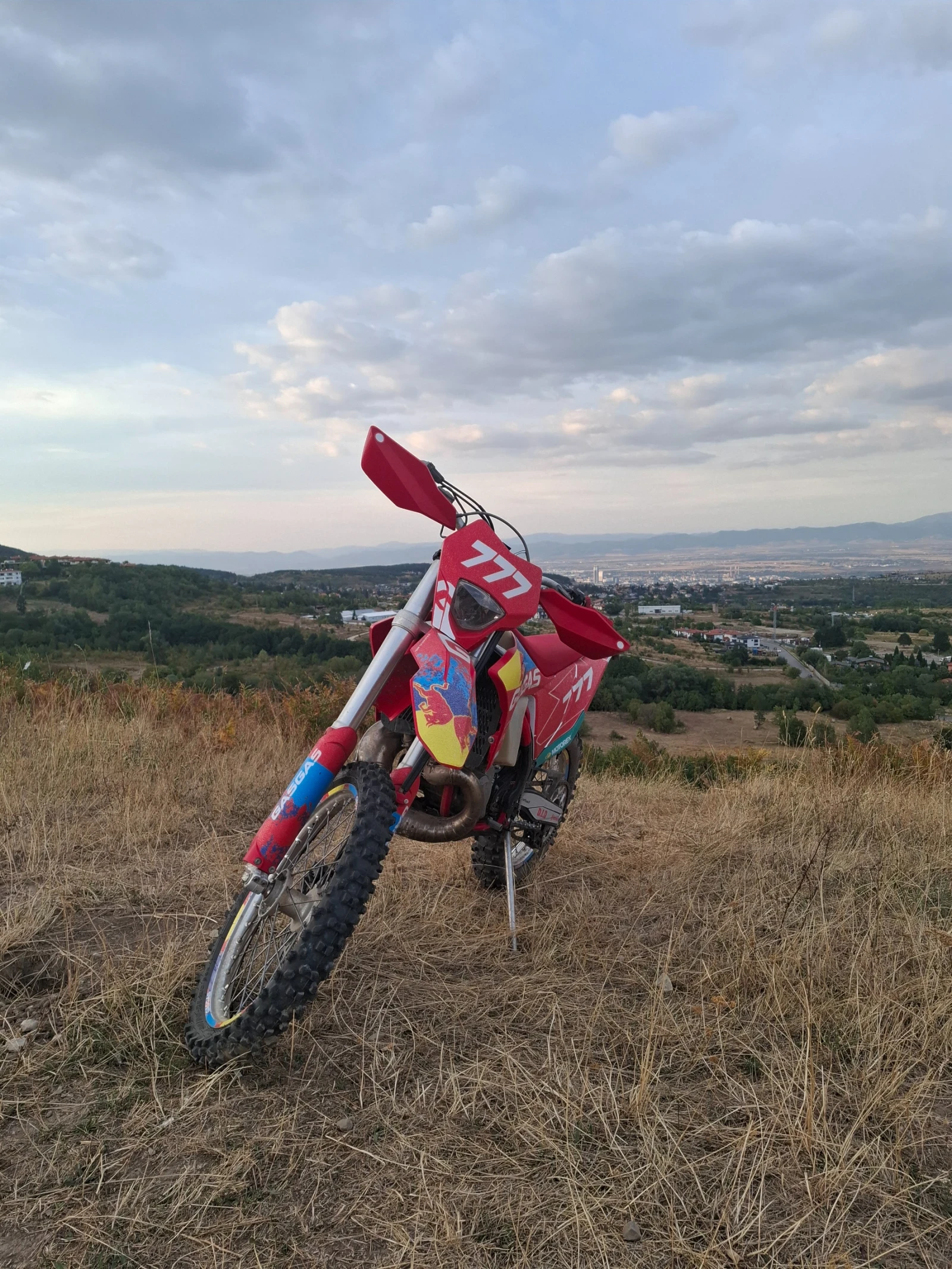 GASGAS EC Ec 300 - изображение 2