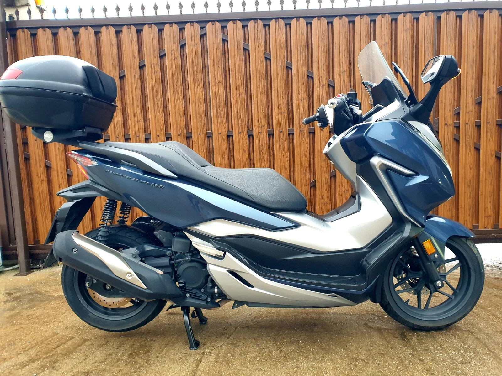 Honda Forza 300i ABS, TC, Безключово палене  - изображение 3