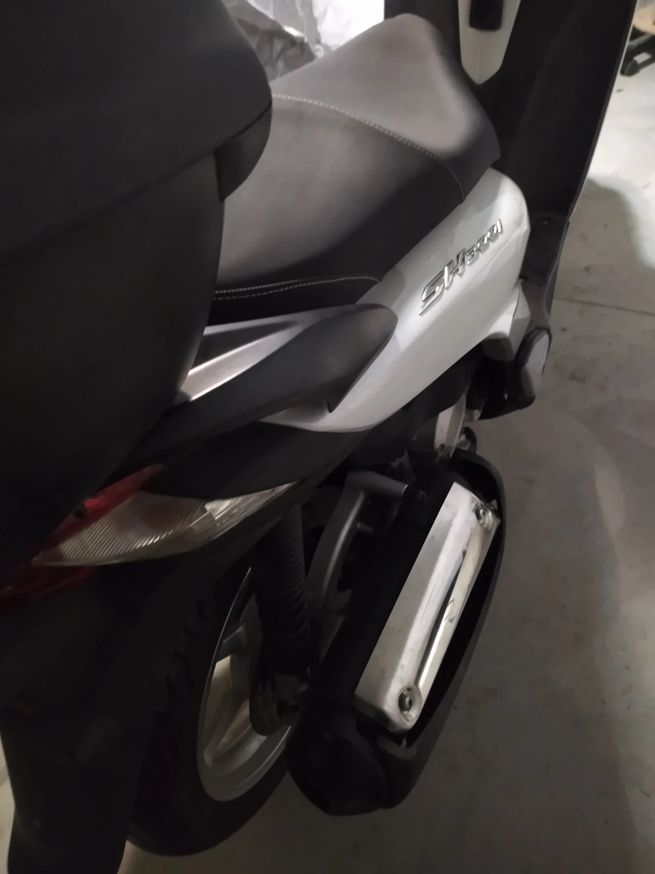 Honda Sh 300i-facelift - изображение 6