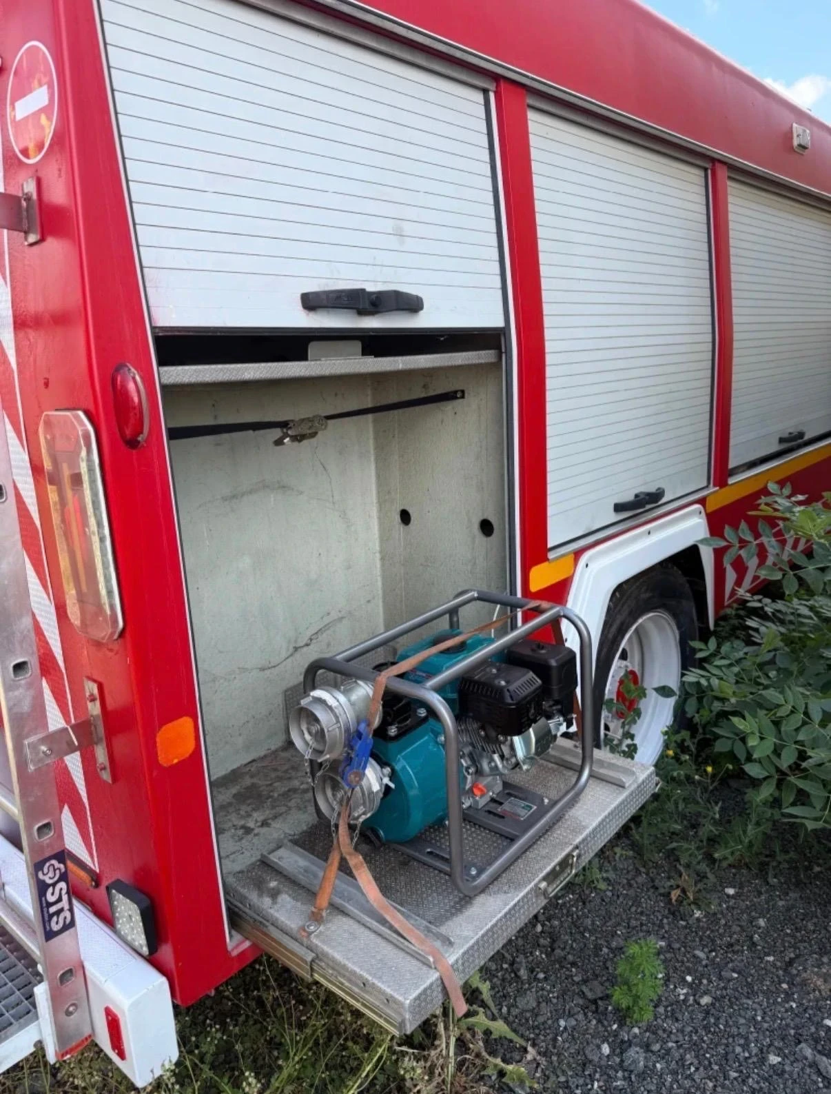 Други специализирани машини Renault G230 Пожарна, снимка 7 - Индустриална техника - 55905752