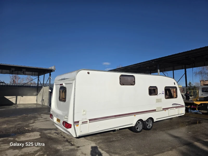 Каравана Swift Celeste, снимка 2 - Каравани и кемпери - 53510877
