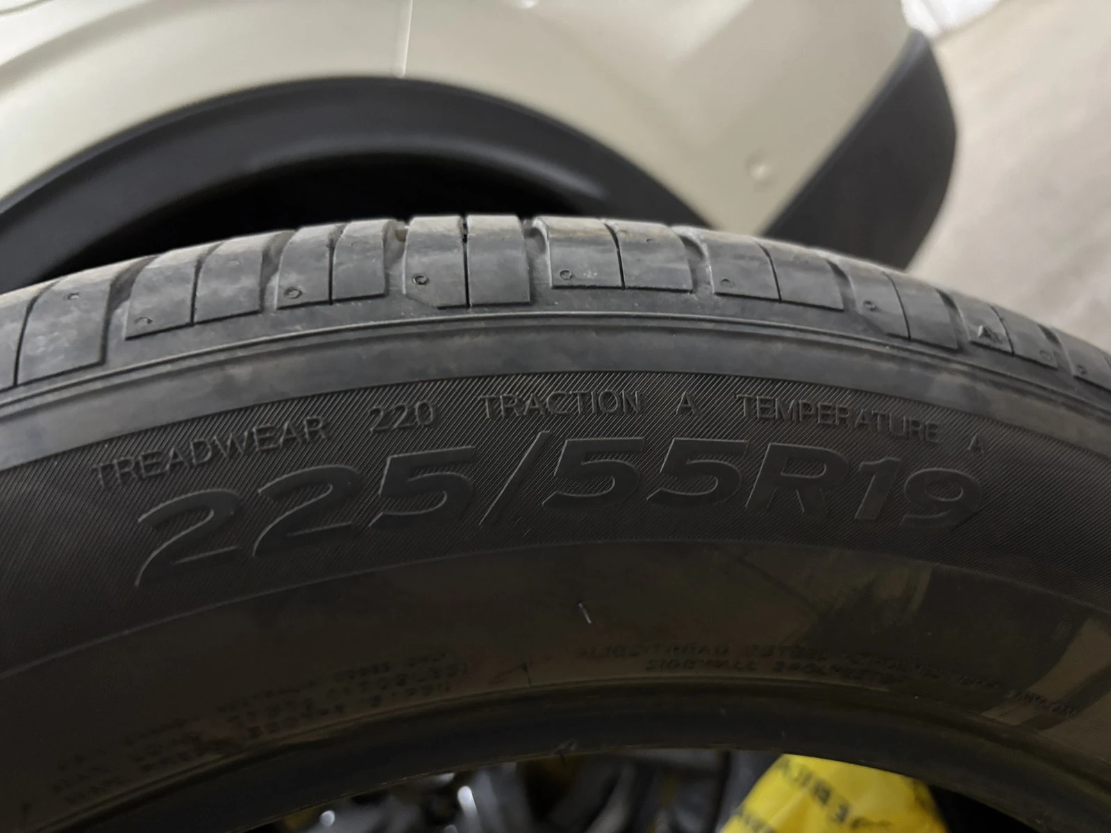 ���� 225/55R19 | Mobile.bg � ����������� 3