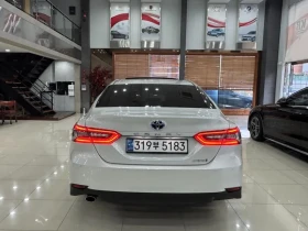 Toyota Camry (Xv70) 2.5 Xle Hybrid, снимка 4