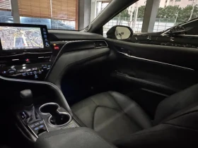 Toyota Camry (Xv70) 2.5 Xle Hybrid, снимка 16
