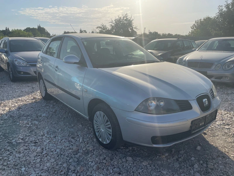 Seat Ibiza 1.4 benzin klima, снимка 6 - Автомобили и джипове - 46358517