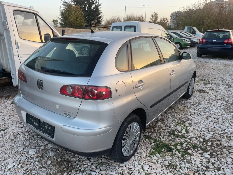 Seat Ibiza 1.4 benzin klima, снимка 4 - Автомобили и джипове - 46358517