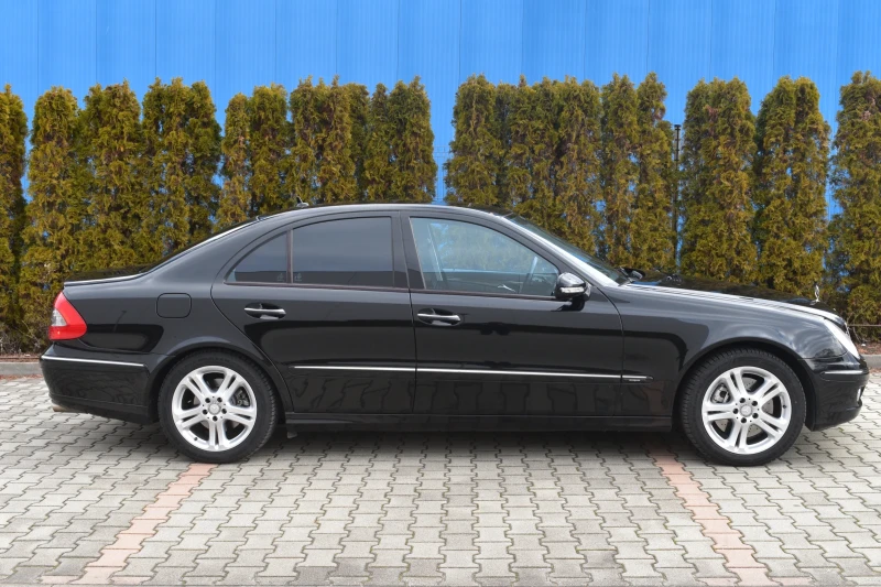 Mercedes-Benz E 350 4 Matic Avantgarde, снимка 13 - Автомобили и джипове - 47080142