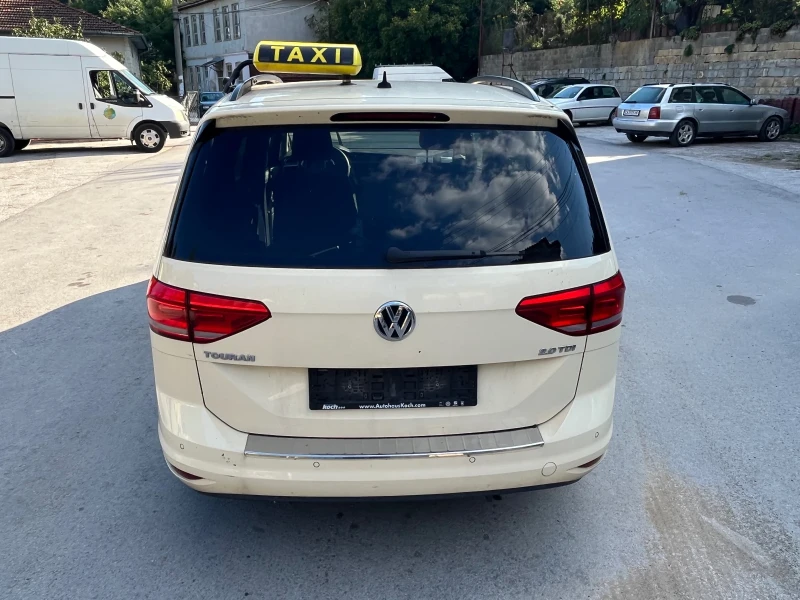 VW Touran Touran , снимка 4 - Автомобили и джипове - 47507210