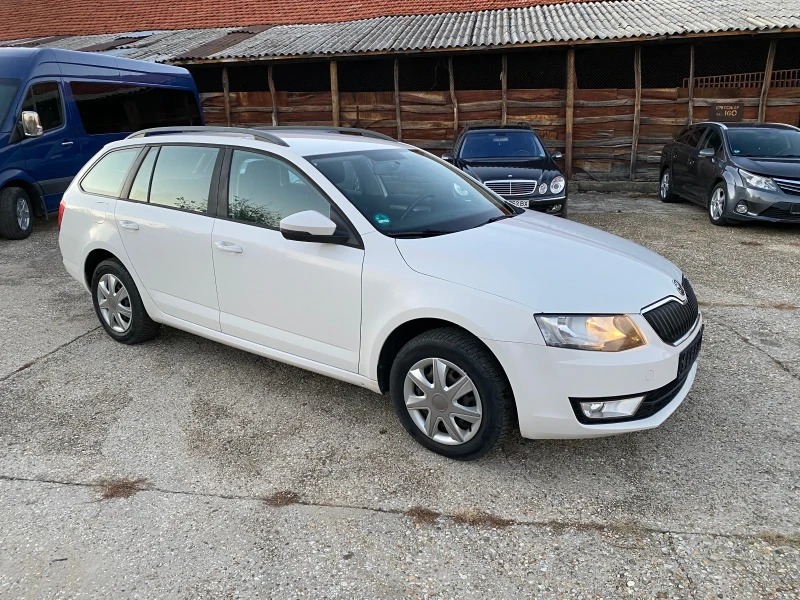 Skoda Octavia 1.6 TDI, снимка 7 - Автомобили и джипове - 47868400