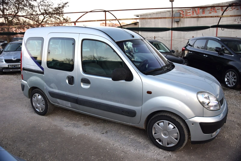 Renault Kangoo 1.6 Газ/Бензин, снимка 8 - Автомобили и джипове - 48757074