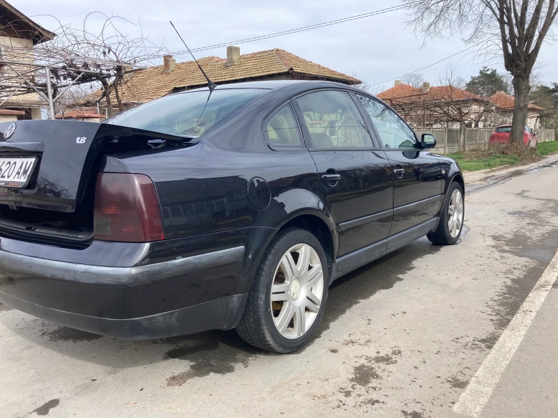 VW Passat, снимка 5 - Автомобили и джипове - 49506557