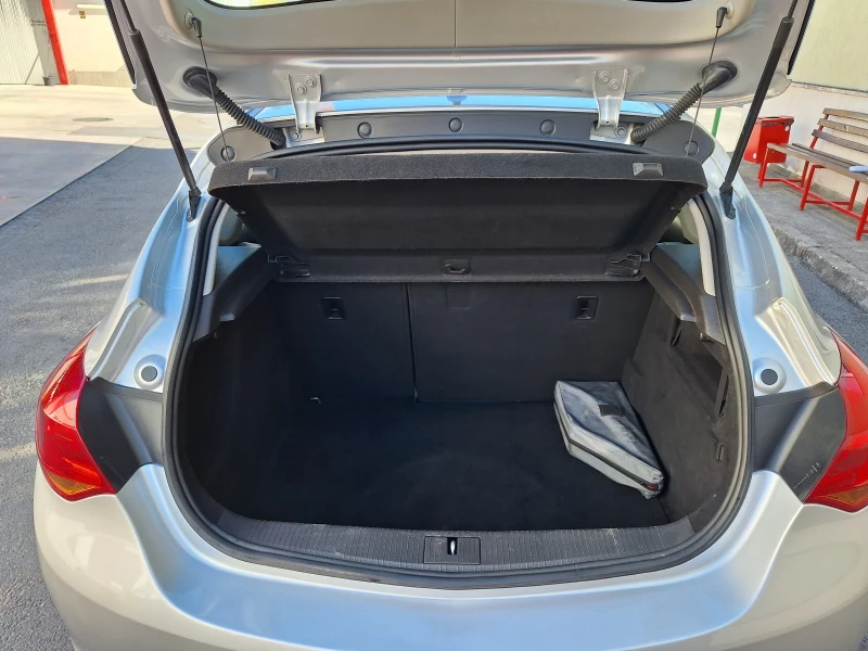 Opel Astra 1.4 i, снимка 14 - Автомобили и джипове - 51618958