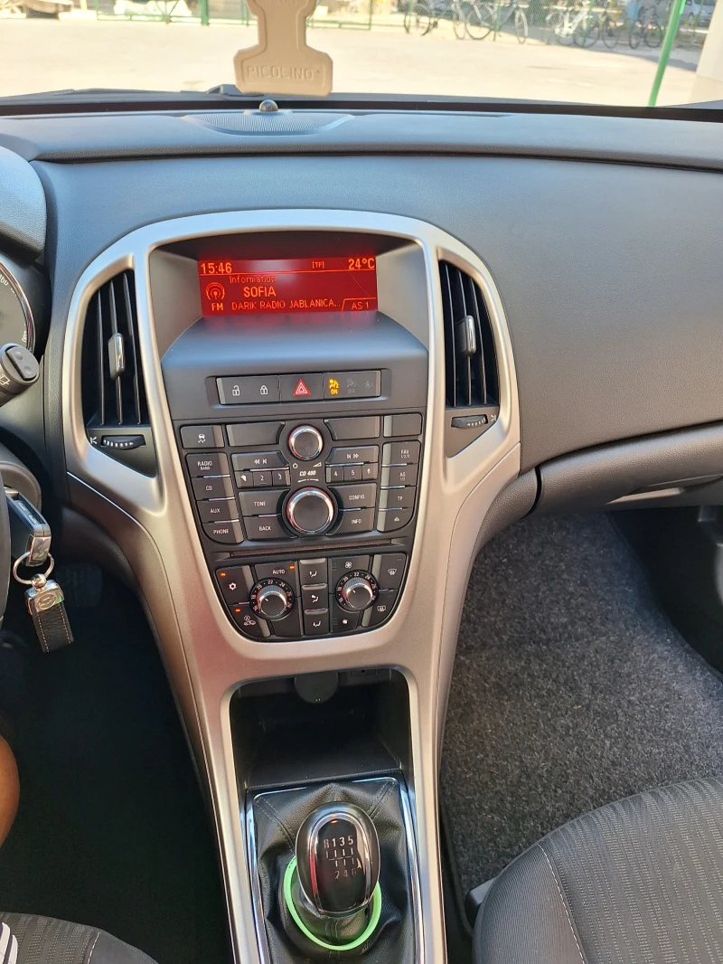 Opel Astra 1.4 i, снимка 11 - Автомобили и джипове - 51618958