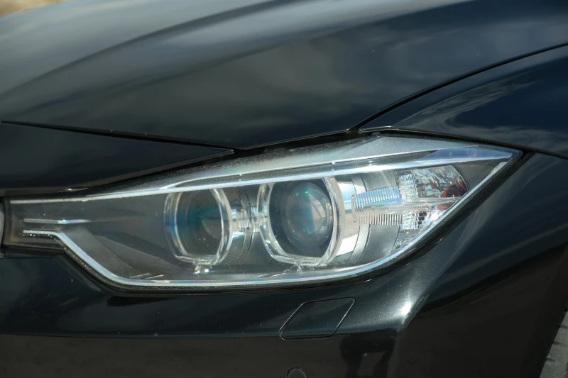 BMW 318 318D Luxury line , снимка 12 - Автомобили и джипове - 51866521