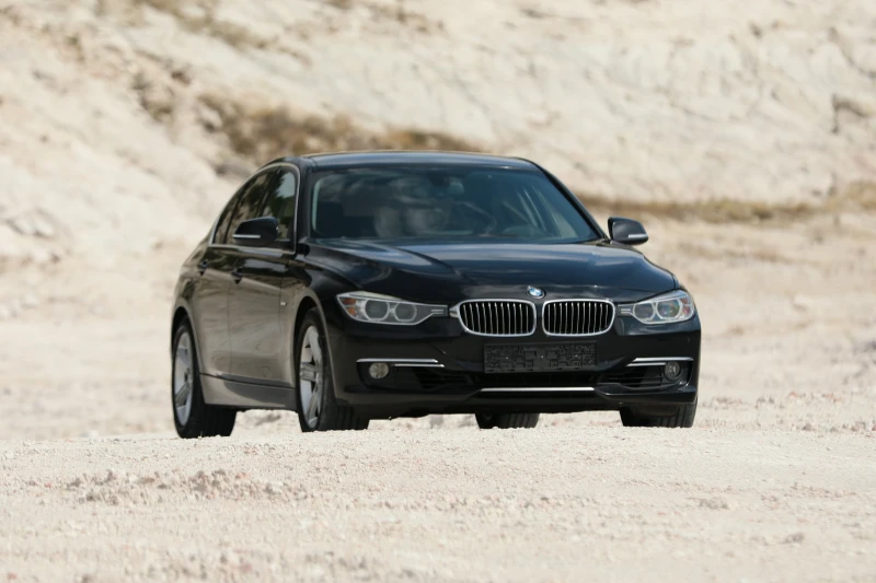 BMW 318 318D Luxury line , снимка 2 - Автомобили и джипове - 51866521