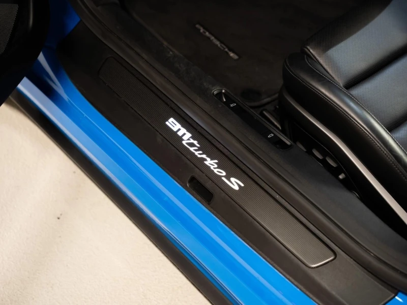 Porsche 911 992 TURBO S COUPE/CERAMIC/CARBON/BURM/SPORT CHRONO, снимка 10 - Автомобили и джипове - 51923140