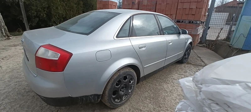 Audi A4, снимка 3 - Автомобили и джипове - 52070438