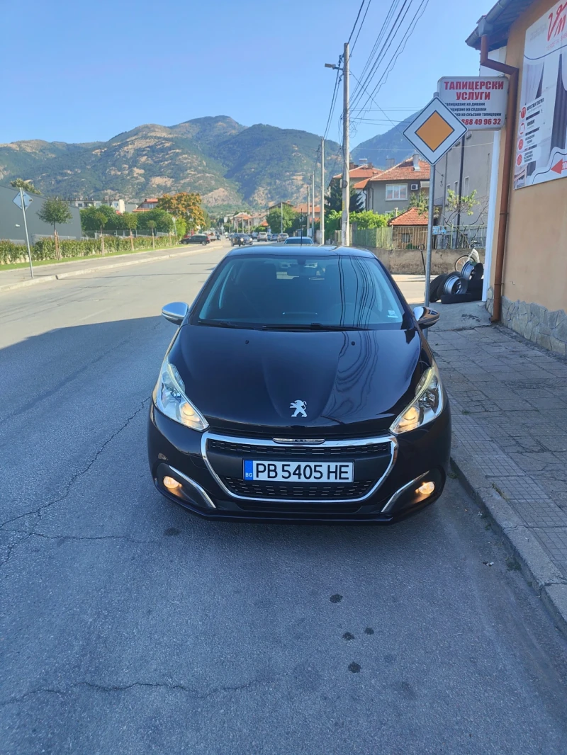 Peugeot 208, снимка 2 - Автомобили и джипове - 52312244