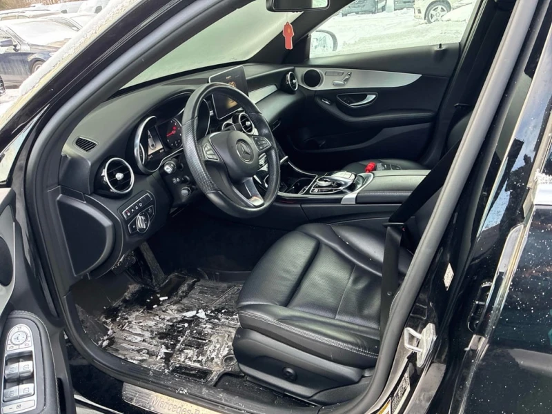 Mercedes-Benz C 300 * CARFAX * ЦЕНА ДО БГ, снимка 5 - Автомобили и джипове - 52975348