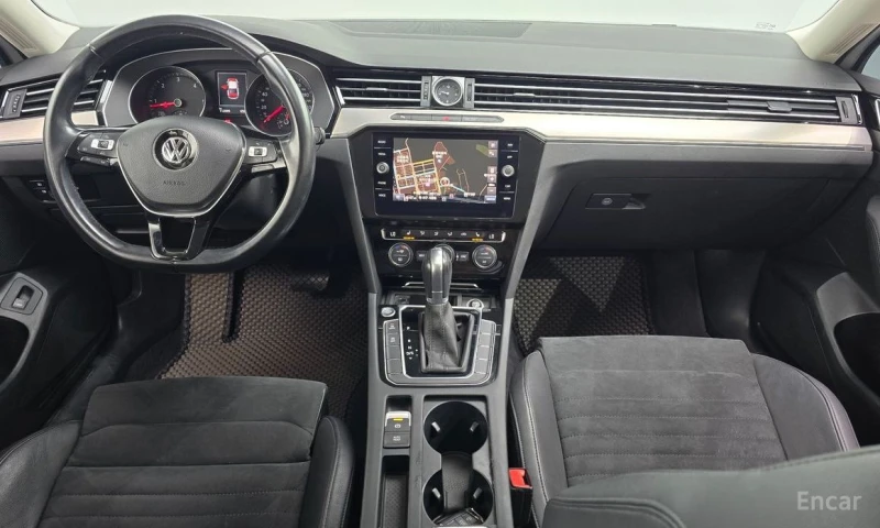 VW Passat, снимка 7 - Автомобили и джипове - 52998462