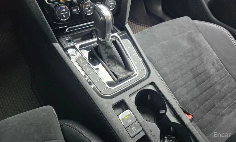 VW Passat, снимка 9 - Автомобили и джипове - 52998462