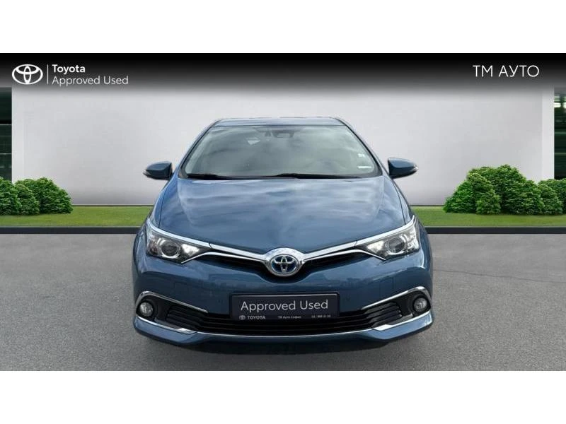 Toyota Auris 1.8HSD Sol, снимка 5 - Автомобили и джипове - 48329847