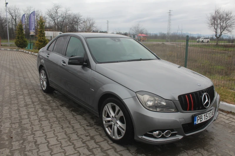Mercedes-Benz C 220