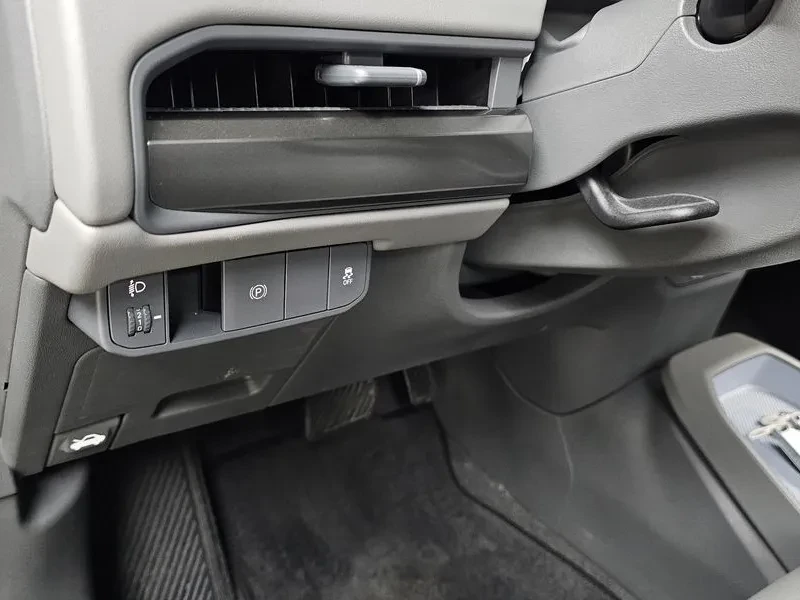 Kia EV3, снимка 17 - Автомобили и джипове - 54879753