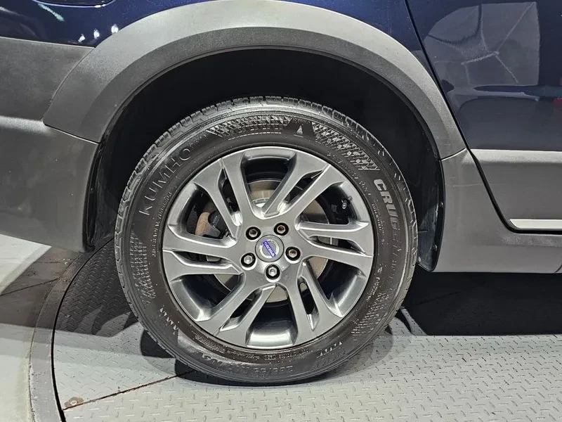 Volvo Xc70 D4 3Rd Generation, снимка 5 - Автомобили и джипове - 55376540