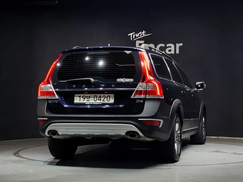 Volvo Xc70 D4 3Rd Generation, снимка 4 - Автомобили и джипове - 55376540