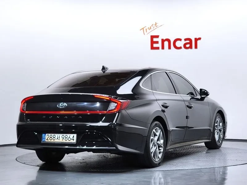Hyundai Sonata  2.0 Premium Plus, снимка 2 - Автомобили и джипове - 56295374