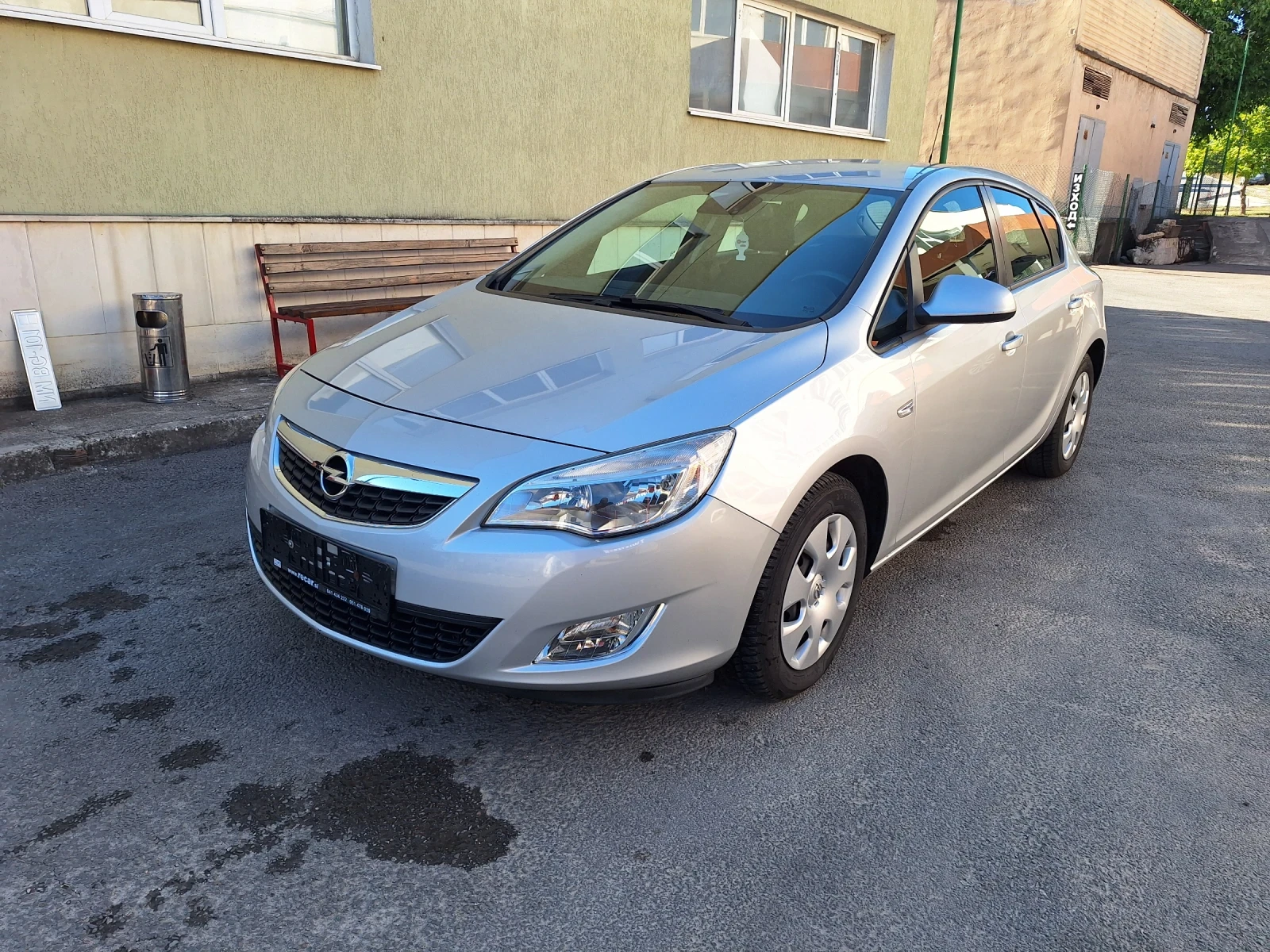 Opel Astra 1.4 i, снимка 1