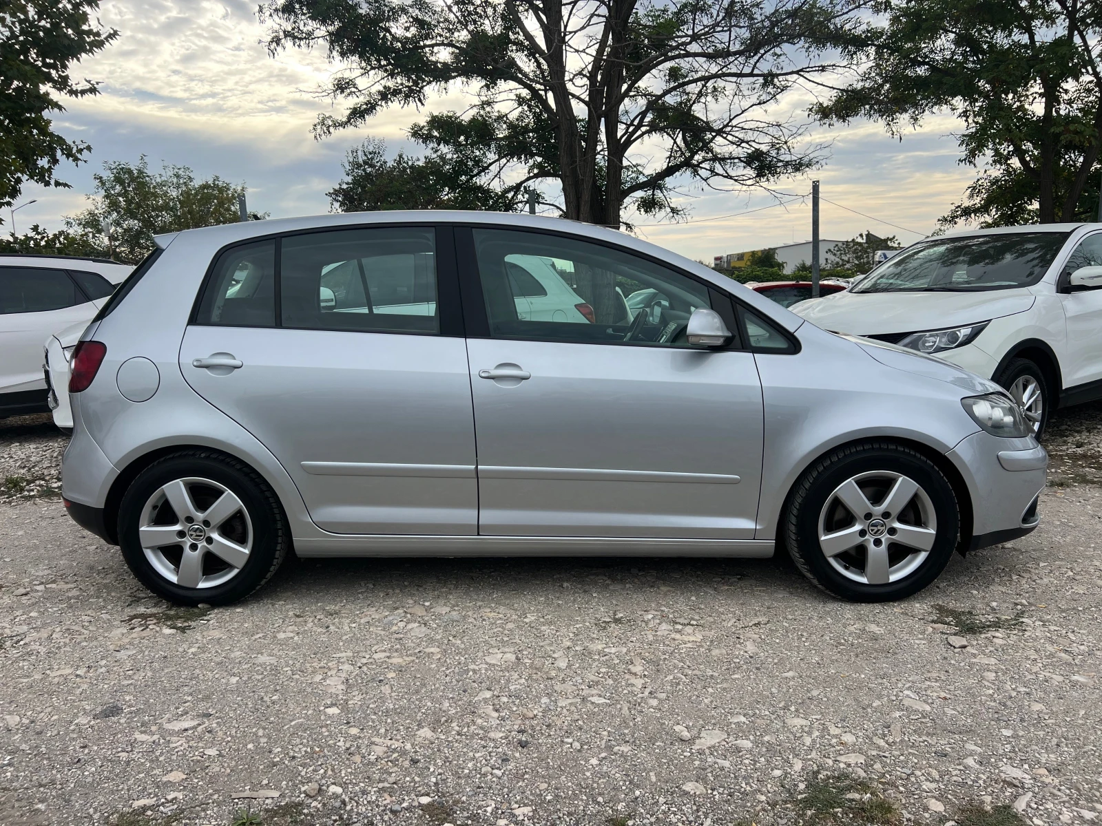 VW Golf Plus 1.9TDI 6Skorosti - изображение 7