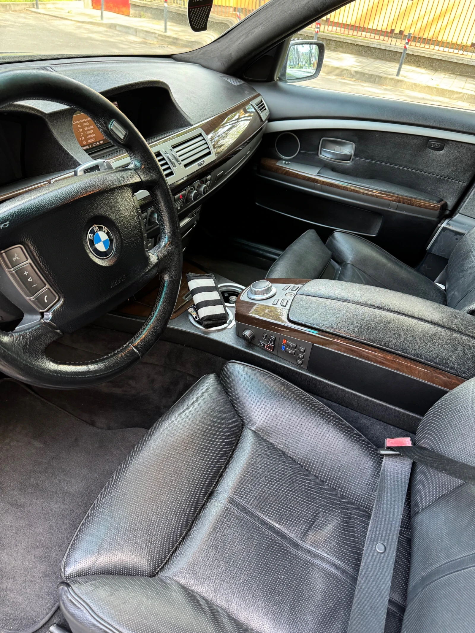 BMW 750 M-Pack LPG - изображение 5