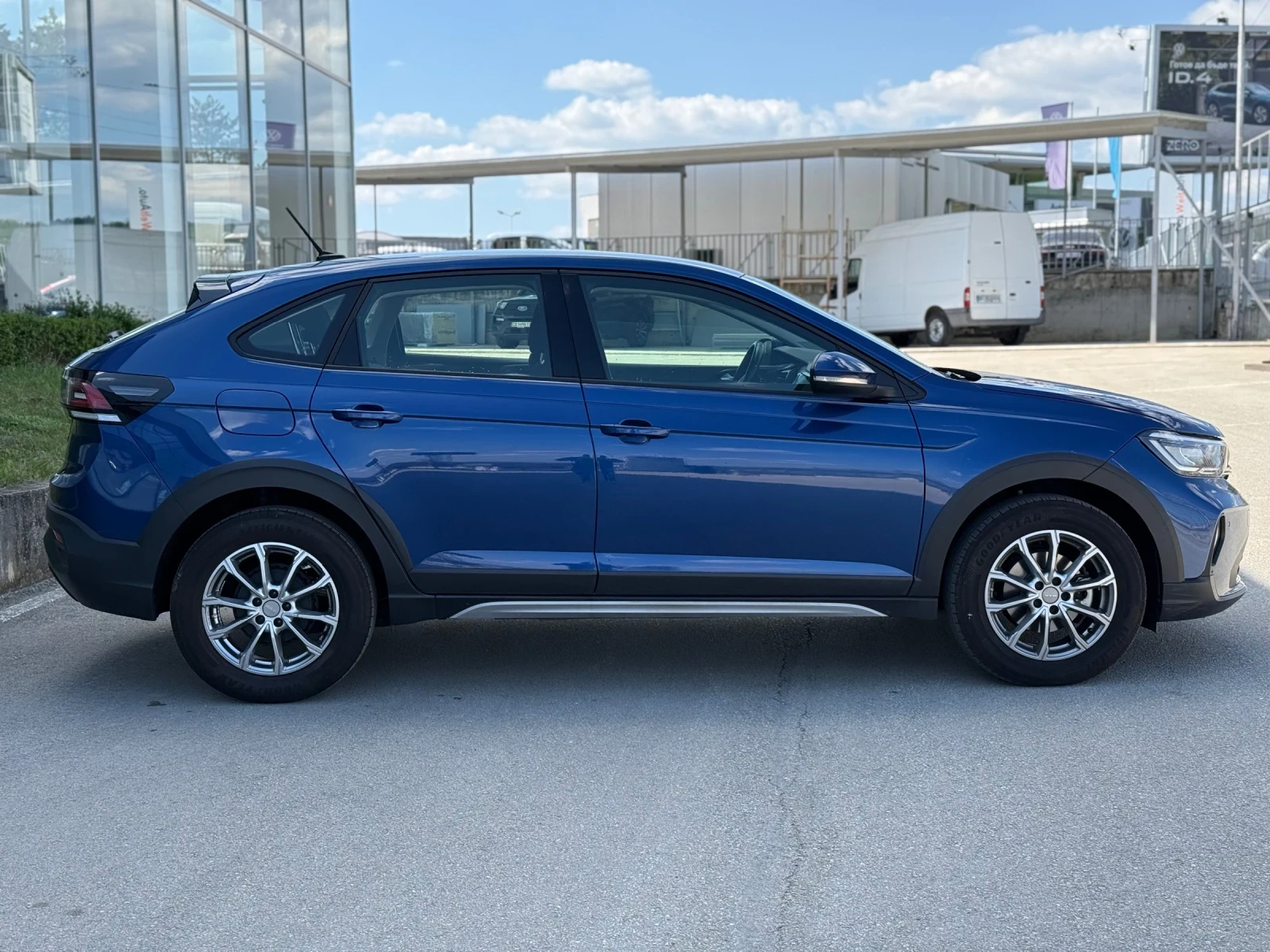 VW Taigo 1.0 TSI  Laif 21000 км Гаранционен до 2027 - изображение 4